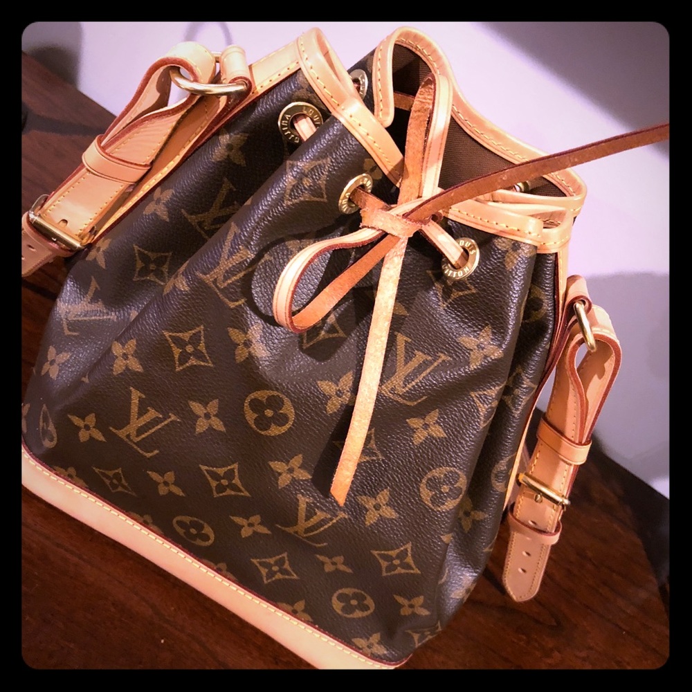 Authentic Louis Vuitton Crossbody Bag